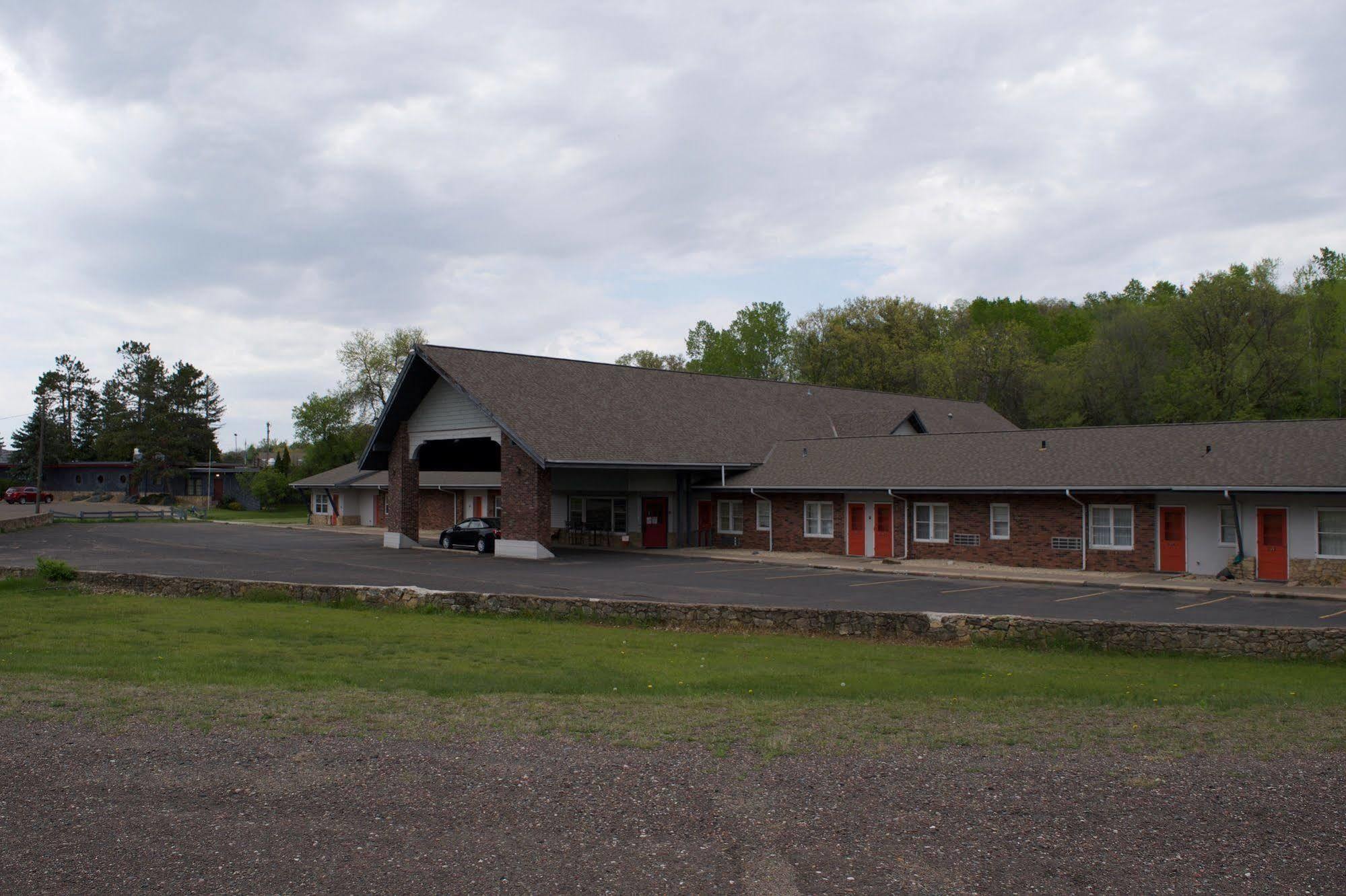 Amerivu Inn & Suites - St Croix Falls Saint Croix Falls Exteriér fotografie